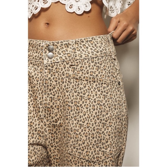 Anthropologie Pilcro The Wanderer Mid Rise Relax Leg Jeans Leopard Size 31 - Picture 4 of 11